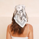 The Lobster Scarf - Ivory/ Black - Image 2